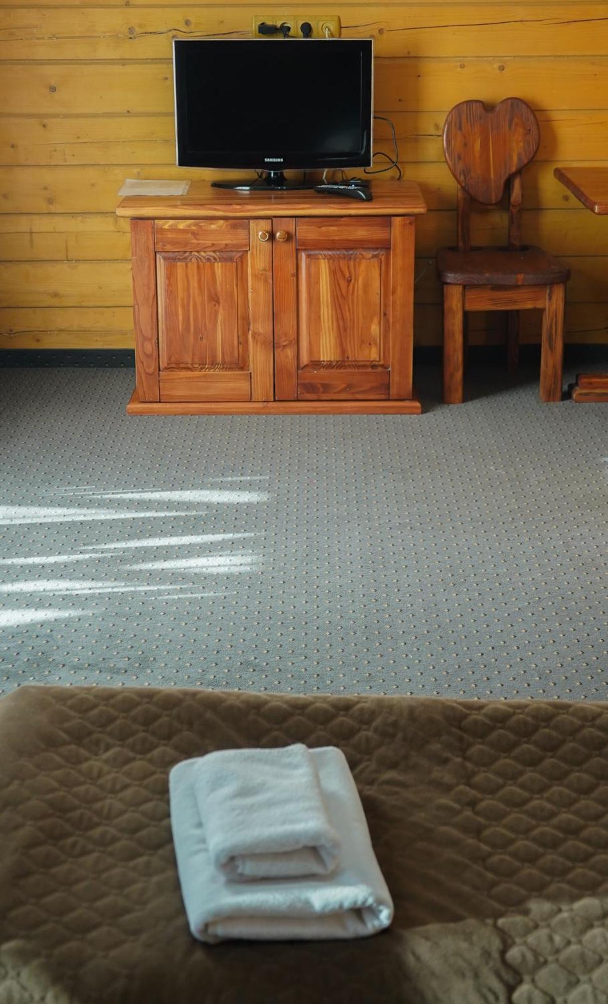 Karpatski Dzherela Jaremtsje Buitenkant foto